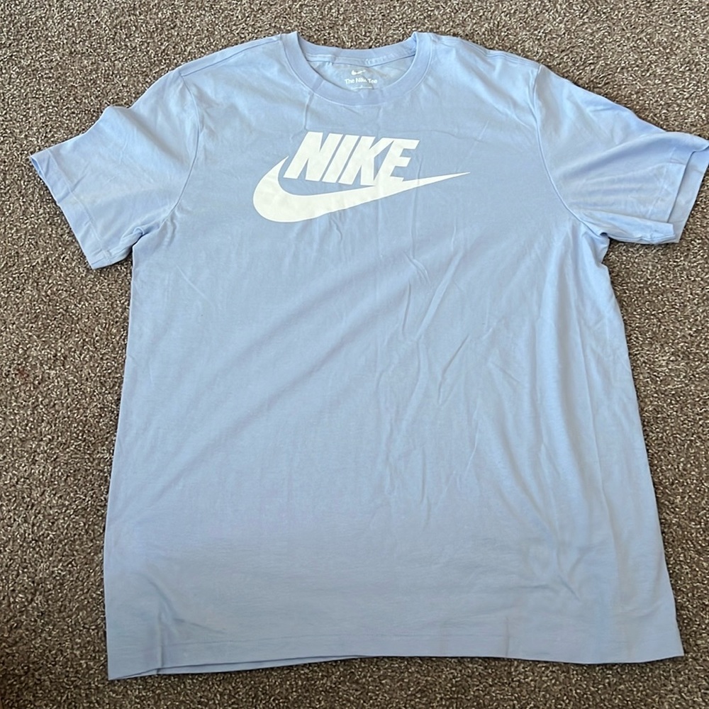Nike Men’s T-shirt